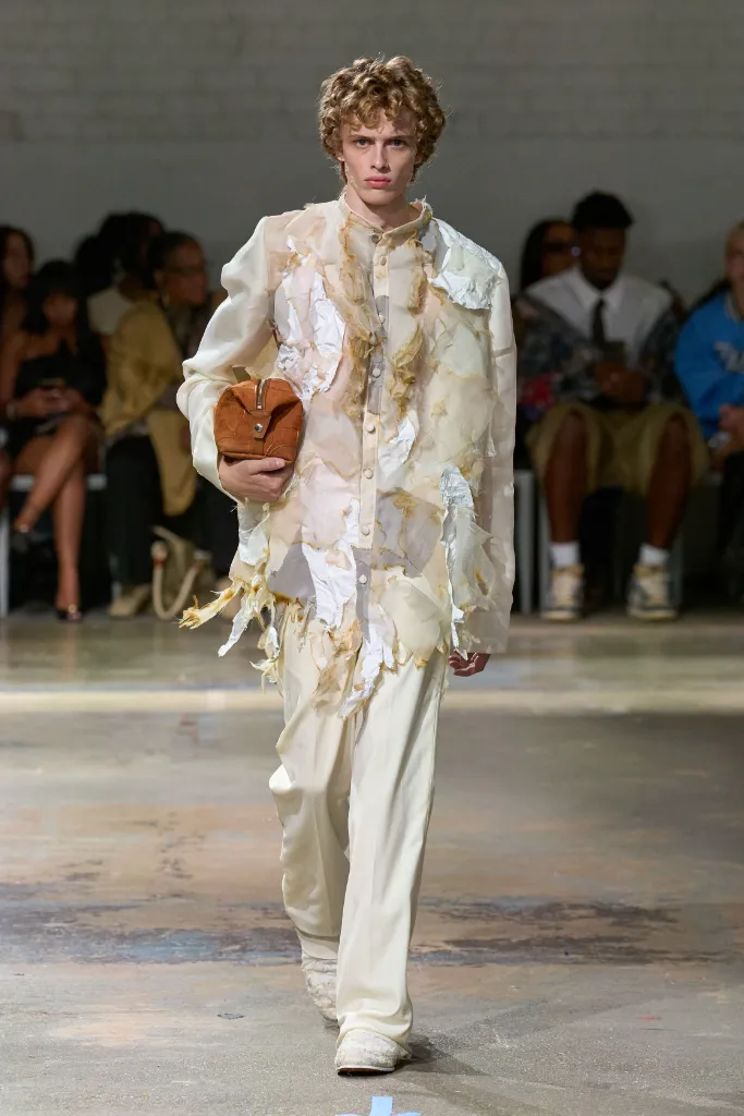 Who Decides War 26SS 039